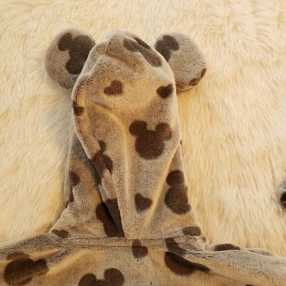 Disney's Mickey Mouse Gray Fleece Women's Hoodie - Picture 9 of 11